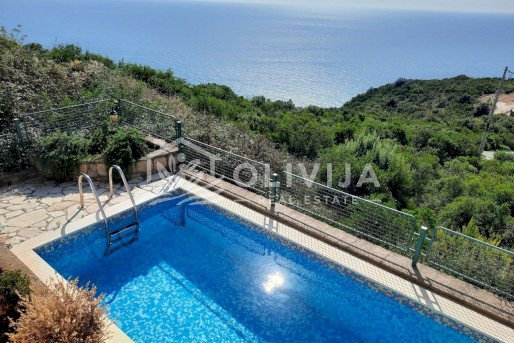 Villa with pool in Krimovica with stunning views of the open sea