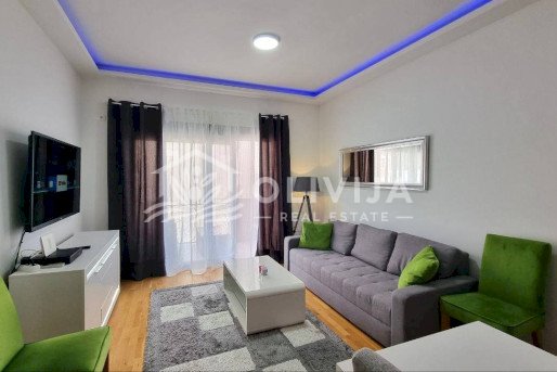 One-bedroom apartment near the sea in Bečići