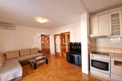 Квартира с 2 спальнями в Будве